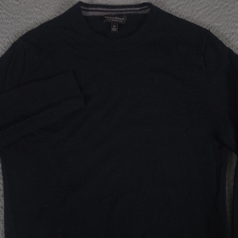 Banana Republic Sweater Mens Medium Black Merino Wool Crew Neck Ribbed Trim Soft
